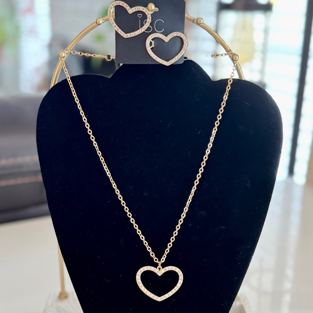 Gold Heart Necklace and Hair Pin Set